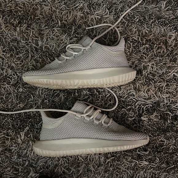 Tubular Shadow Adidas shoes - Picture 7 of 9